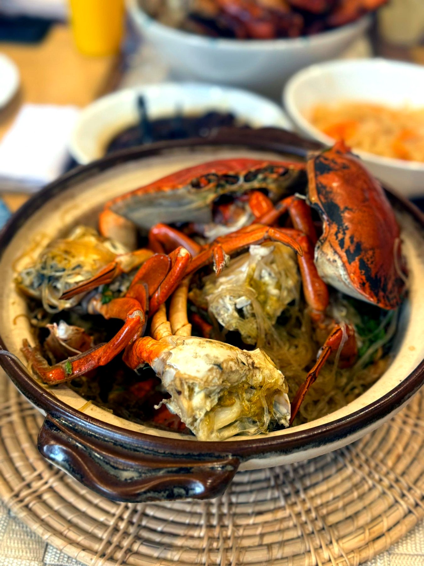Crab bee hoon with live crab