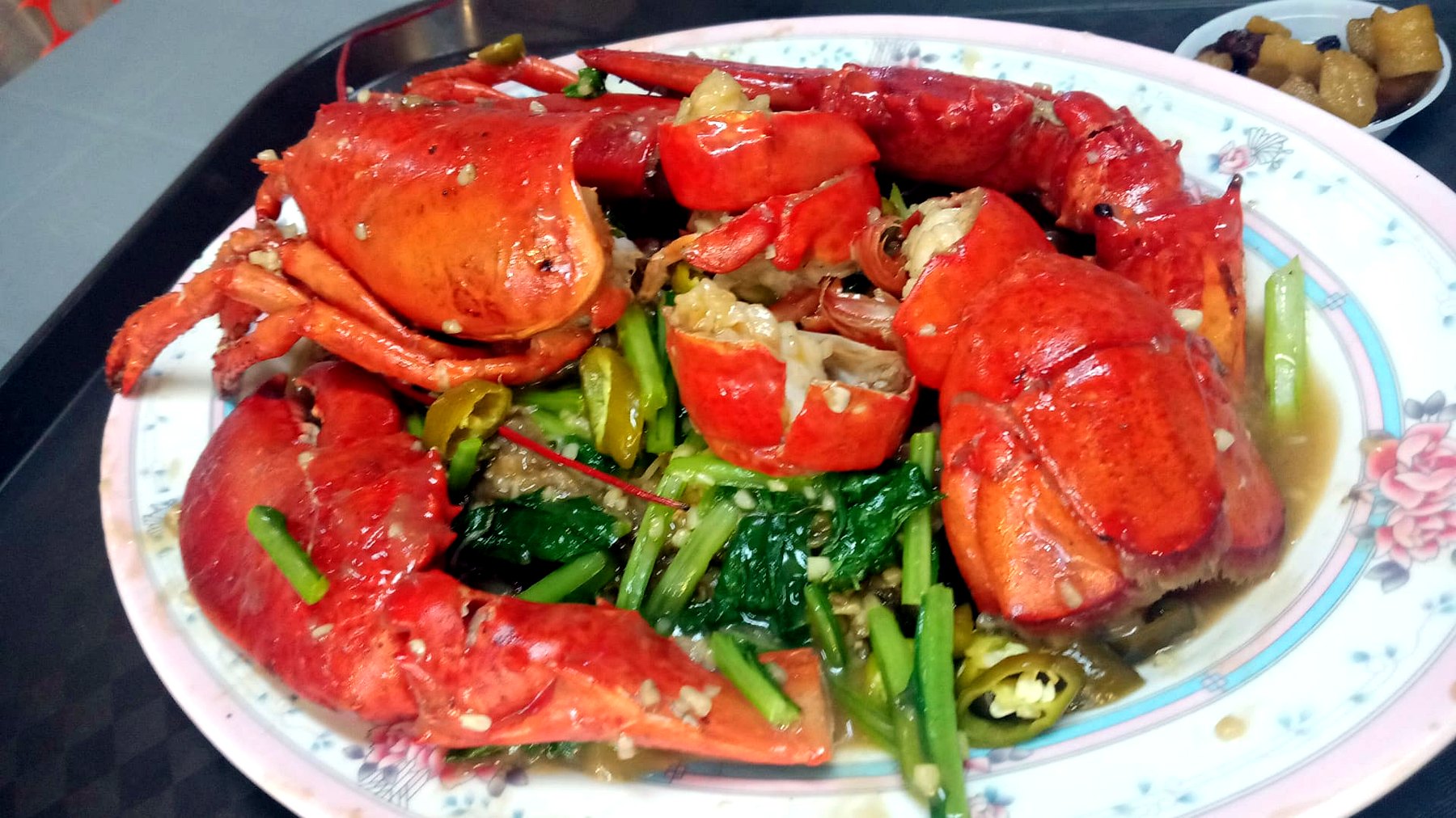 Lobster bee hoon