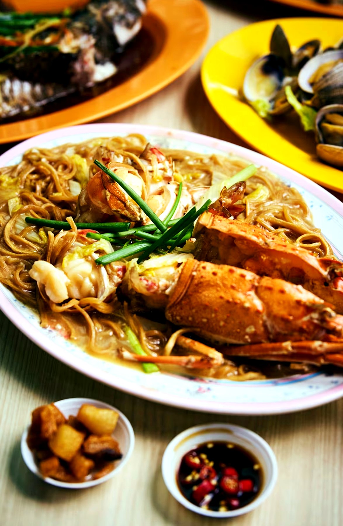 Lobster yee mee