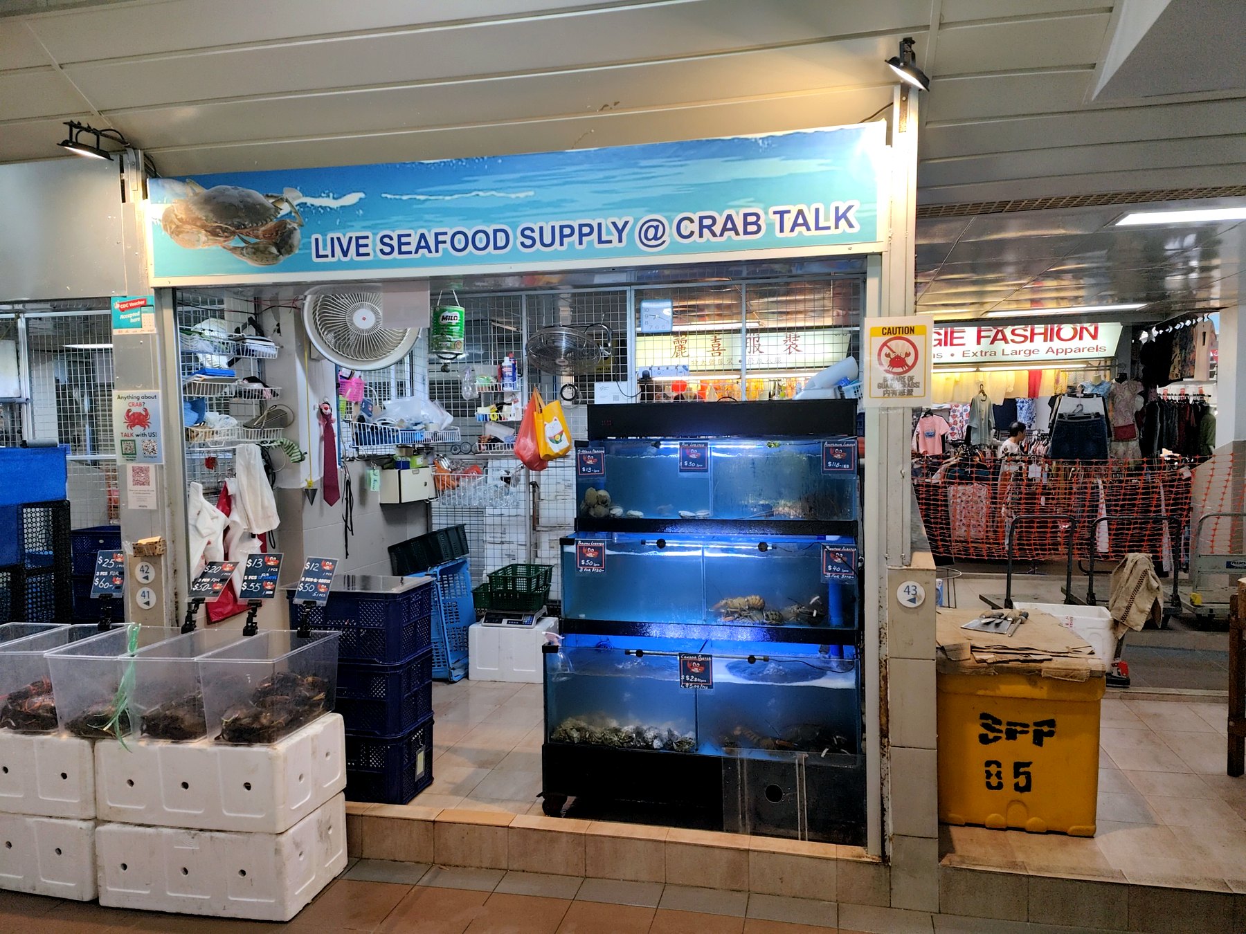Crab Talk live seafood stall front